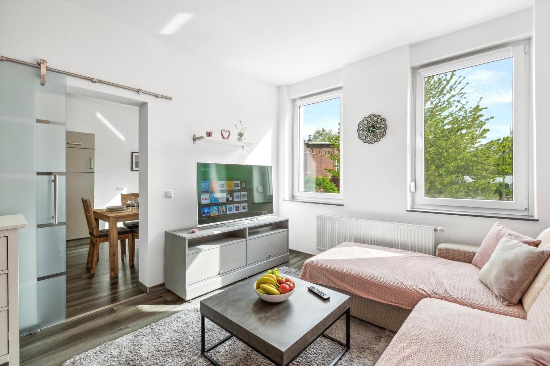 Elegant & Bright ~ Near Schalke 04 ~ Office ~ Free Parking! Διαμέρισμα Γκελσενκίρτσεν Εξωτερικό φωτογραφία